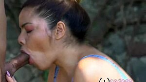 puta culona mexicana seduce a su maestro de yoga para que se la coja 😏