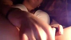 Watch this horny latina teen masturbate with a comb