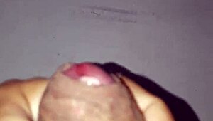 hey, watch this gay guy masturbating to cum all over