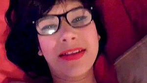 She says, 'I fucked my psychologist on the sofa.'