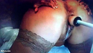 Big Ass Milf Squirting Hard on Fucking Machine