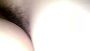 Vietnamese guy overwhelmed by intense 18cm pounding from Asian top