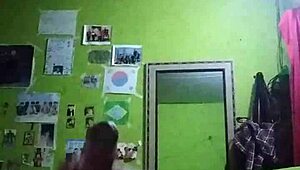 Cute Gay Guy Cumming Hard And Loud