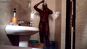 Shower time with sweet Kuzy