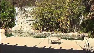 ब्लैक टीन 18+ एमेच्योर पीओवी एक्शन में शाइन करती है