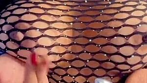 hot seated lesbian lets cum in mouth during masturbation