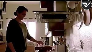 Hey Kareena Kapoor, Want To Get Nailed Hard In This Hot Scene?