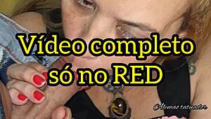 Did you see that blonde get a golden shower during her tattoo video call?