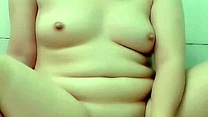 Asian girl loves anal