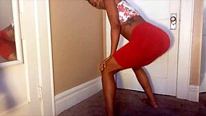 i luv spreadin my cheeks wide, ya know?