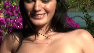 LOOK AT THIS fabulous OUTDOOR FUCK!