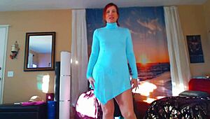 Trying on the dress and unboxing it all 😊