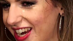 Kinky Peach just took a massive cumshot on her face and swallowed it all! 😍