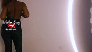 End of fashion show model gets hard fucked!