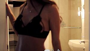 Stephanie Moretti Lap Dance!