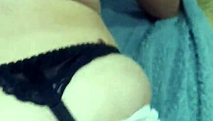 Caliento a Mi Chico con Mi Redondo y Hermoso Culo para Jugar.