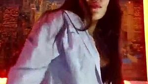 Intense Perreo Dancing With Karol G And Alicia Keys, Masturbating On Cam.