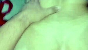 i met this big-ass blonde at carnival and she gave it all up without lube or condom