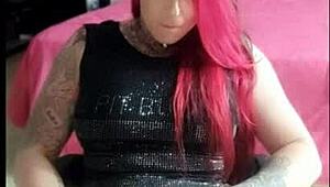 Boyfriend away, she enjoys solo pleasure intriguingly