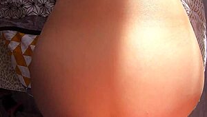 Milf Begs For Anal Assfucking