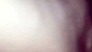 i'm so louca de tesao, i provoked my pirocudo brother asking for it in my cuzinho and took a surra de piroca dura de quatro sem camisinha