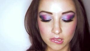 Cutie Lola Foxx Touches Herself!