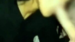 Me Corro En La Garganta Profunda De La Chupona