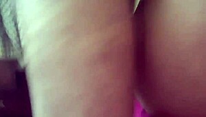 i love when my mexican gf puts her legs on my sholders for sex