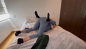 Cumplo Mi Fetiche De Tener Sexo Lésbico Con Jeans