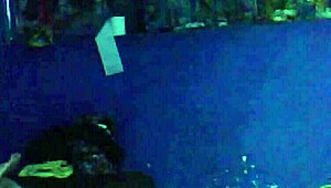 A Mi Esposo Se Le Pasaron Las Copas Y Terminó Follando Con El Vecino En Dirty Talk Cuckold Lick.