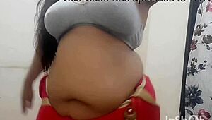 Horny Wife With Big Tits And Ass Cheats On Cam Show