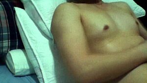 Middle-Aged Gay Man With Big Ass Chats And Has Sex