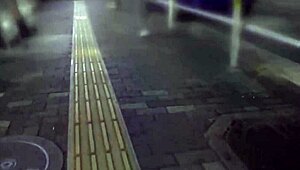 मोआ चान की पतली हसीना मुखमैथुन टीज