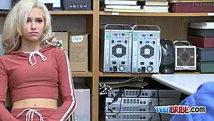 Kiara’s Tight Cunt Banged Hard in Office Affair