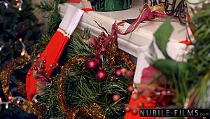 Sexy Santa licks and fingers teen pussy in Christmas special