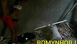 Pedreiro in Rio de Janeiro finds stepdaughter alone, fucks her with intense cumshot