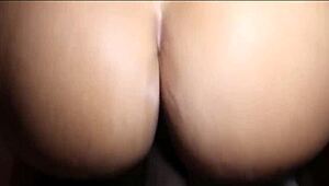 safada deu pro cara da recepção e ganhou leite dentro