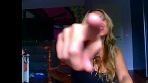 Deutsche Domina Live Erziehung mit Strengen Anweisungen