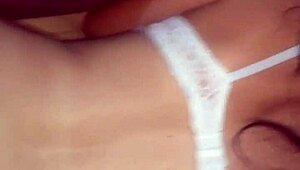 comendo minha esposa novinha com big cock no ass dela, monster dick stretching 😏