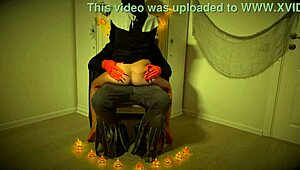 i pleasure the pumpkin king with blowjob in cosplay