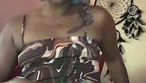 Nae Plays With Her Twat In Bed!