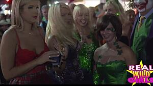 Fantasy Fest sluts flashing on the street, so wild! 😍