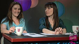 dana and samantha interview jelena jensen backstage