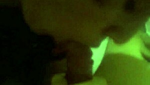 novinho sucking that big dick in maracanã