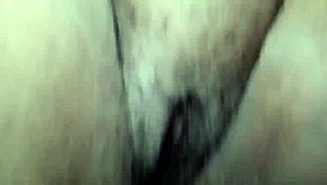 Comedor Tira a Camisinha e Continua Metendo na Buceta da BBW Casada d Bunda Grande