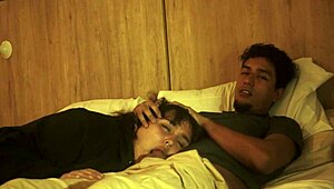 mi hermanastro se da cuenta que nos quedamos solos y aprovecha para hacer de las suyas alisongonzalez26