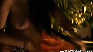 hey, are you seeking a hot asian milf for solo fun tonight?