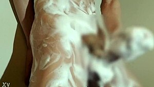 i'm a japanese boy, naked in bath, shaving and masturbating till cum...