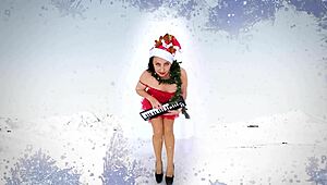 Christmas helper in stockings and lingerie gets kinky retro vintage sex with curvy secretary.