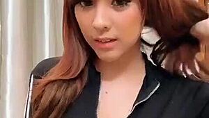 Wanna See My Nipples!